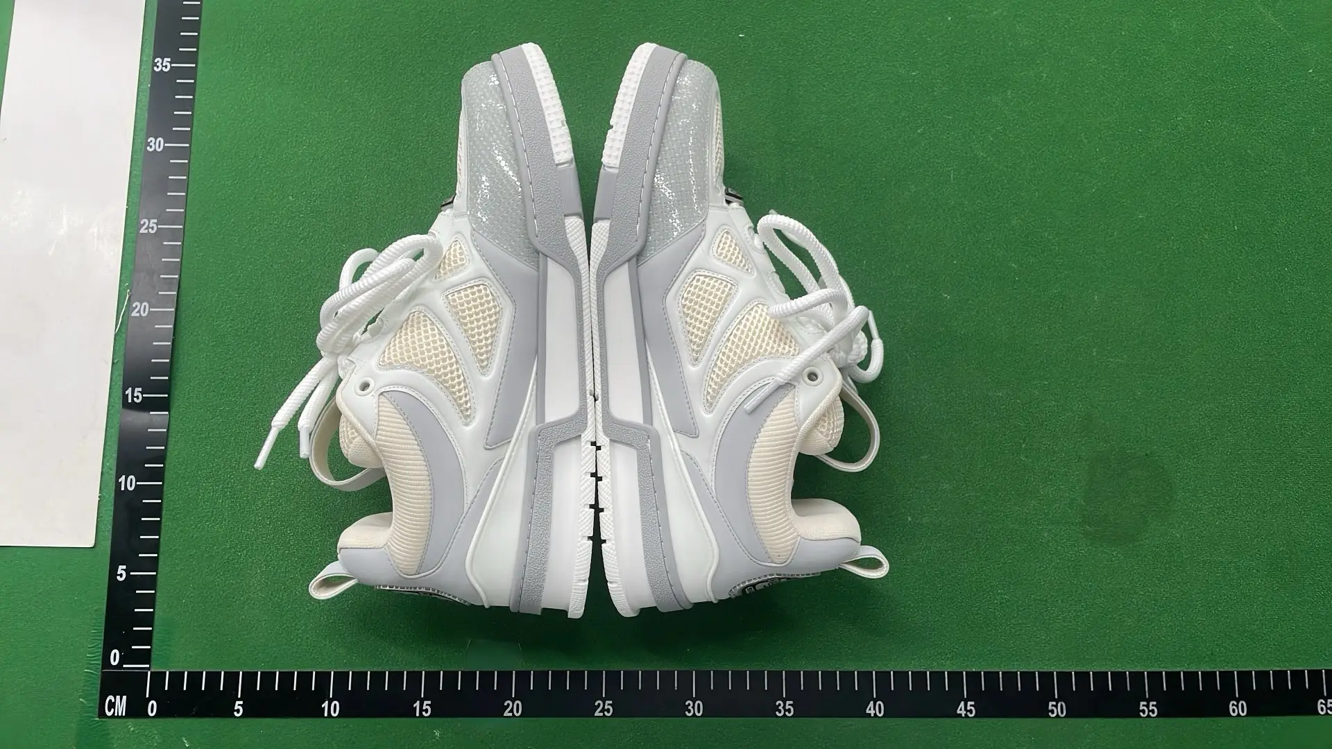 1:1 Batch LOUIS VUITTON shoes-1  in the Best OopBuy Spreadsheet QC photos