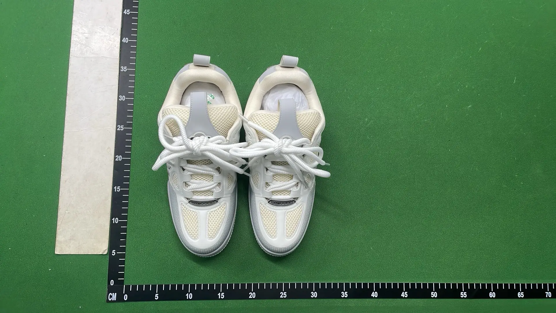 1:1 Batch LOUIS VUITTON shoes-1  in the Best OopBuy Spreadsheet QC photos