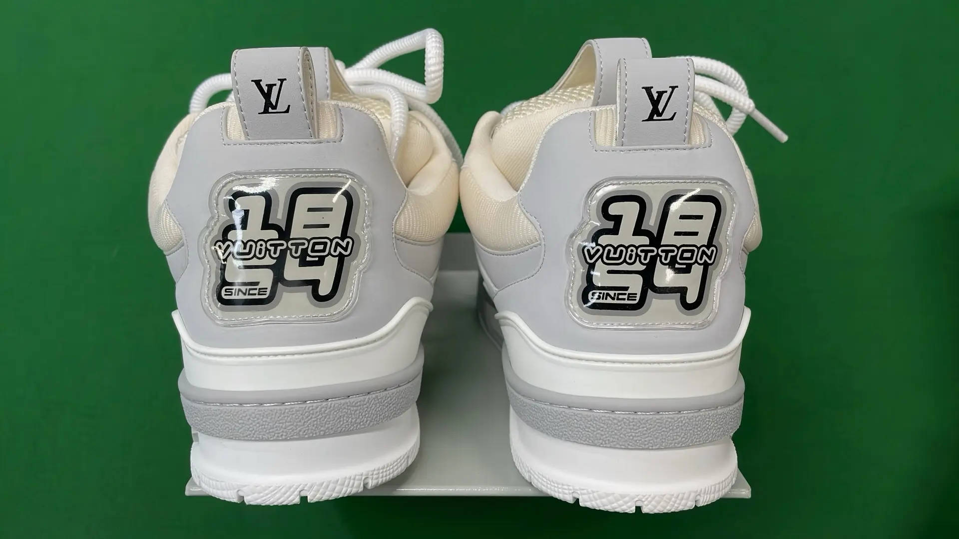 1:1 Batch LOUIS VUITTON shoes-1  in the Best OopBuy Spreadsheet QC photos