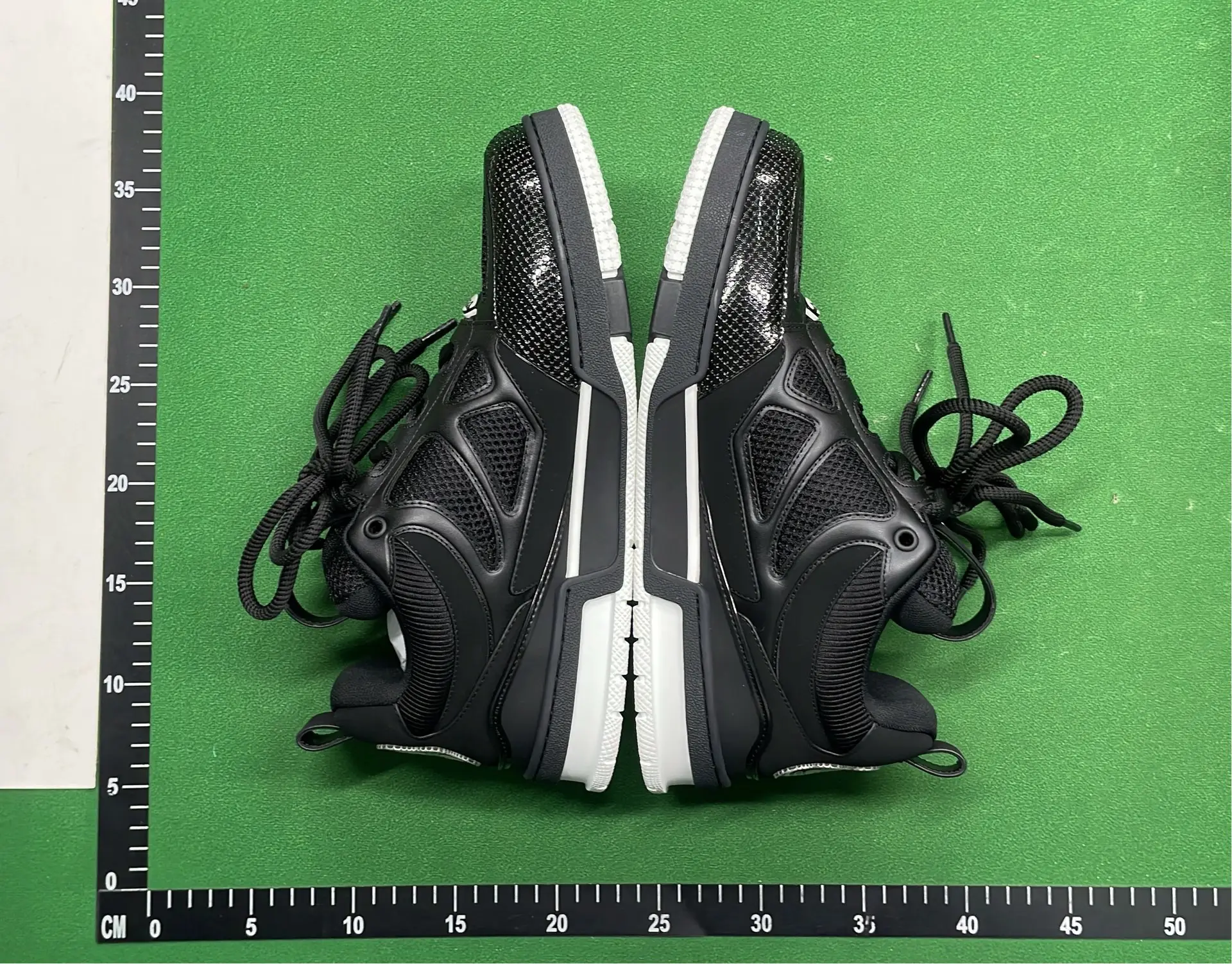 1:1 Batch LOUIS VUITTON shoes-1  in the Best OopBuy Spreadsheet QC photos