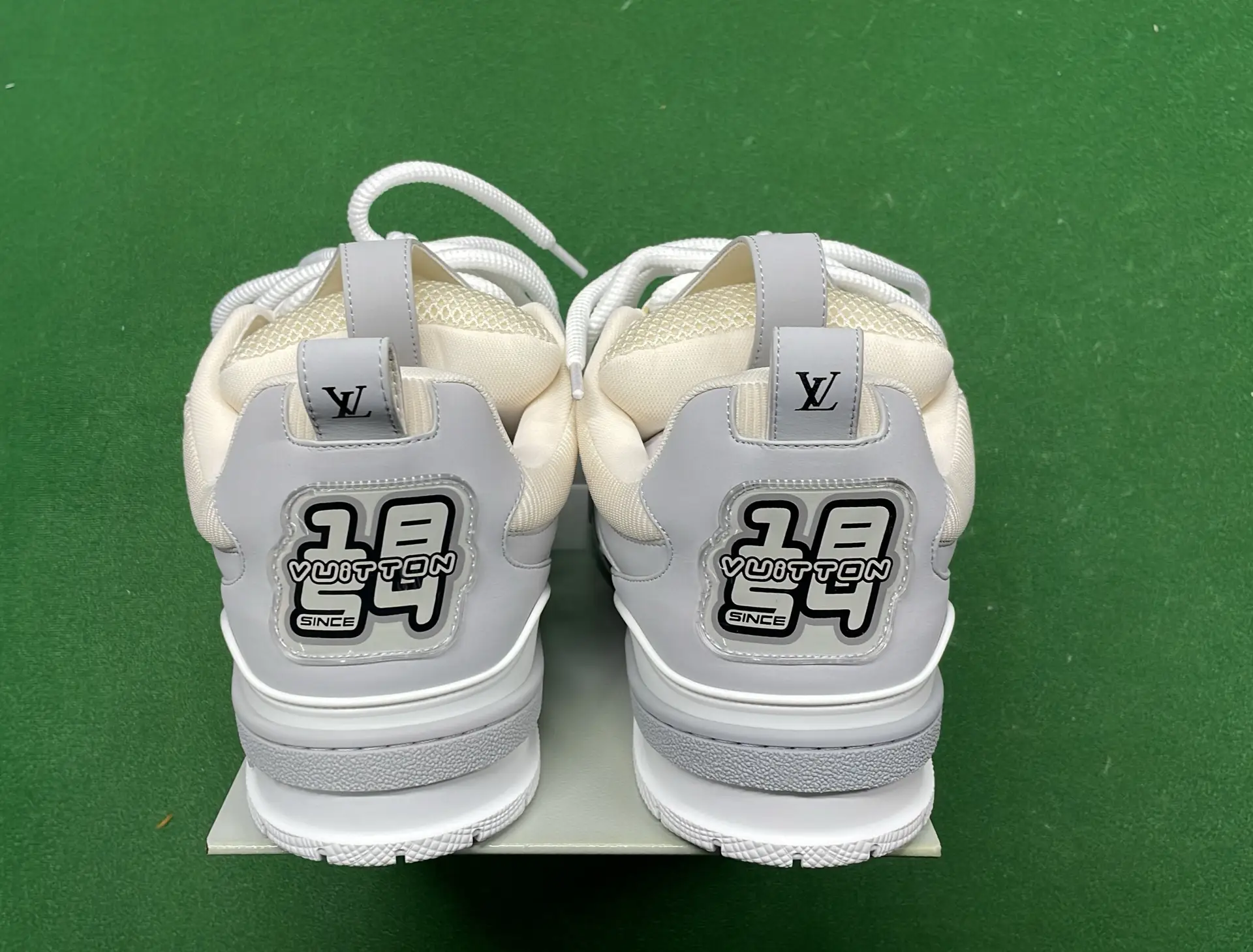 1:1 Batch LOUIS VUITTON shoes-1  in the Best OopBuy Spreadsheet QC photos