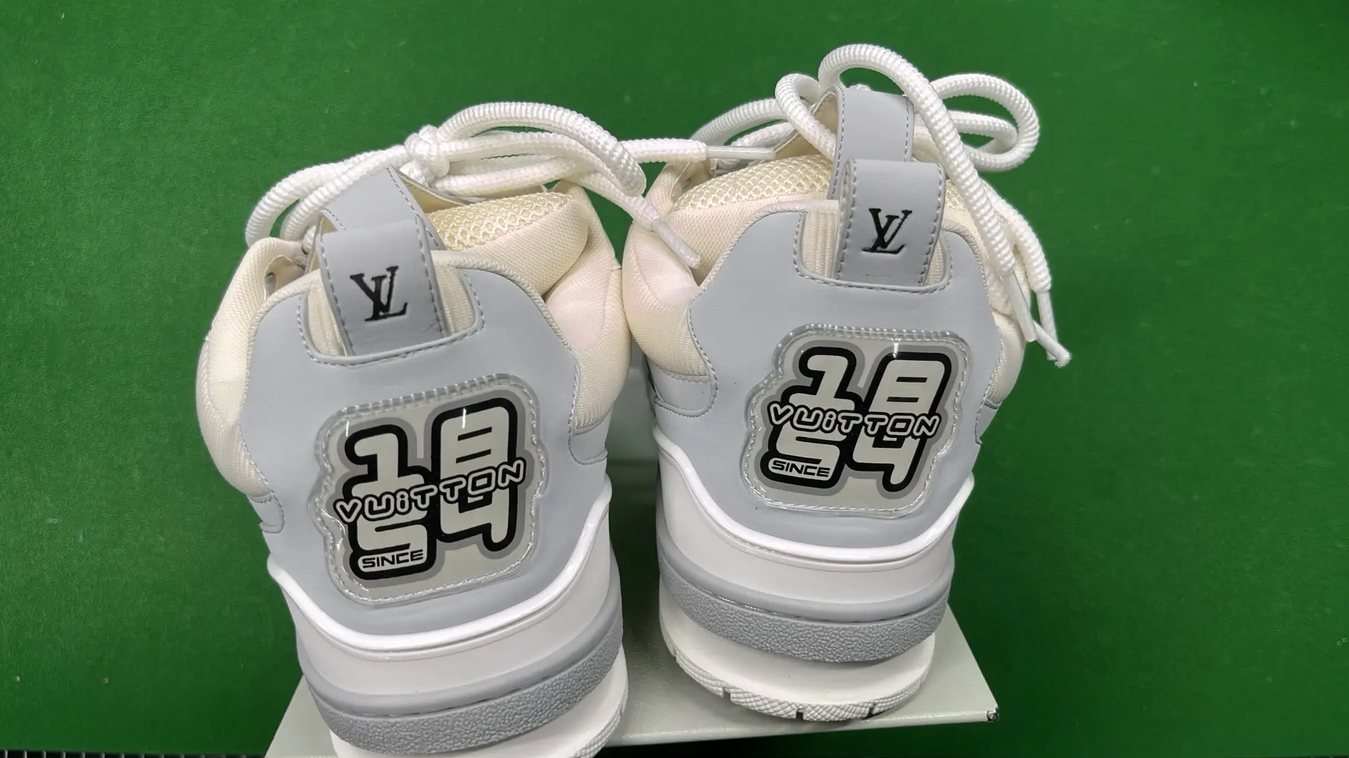 1:1 Batch LOUIS VUITTON shoes-1  in the Best OopBuy Spreadsheet QC photos