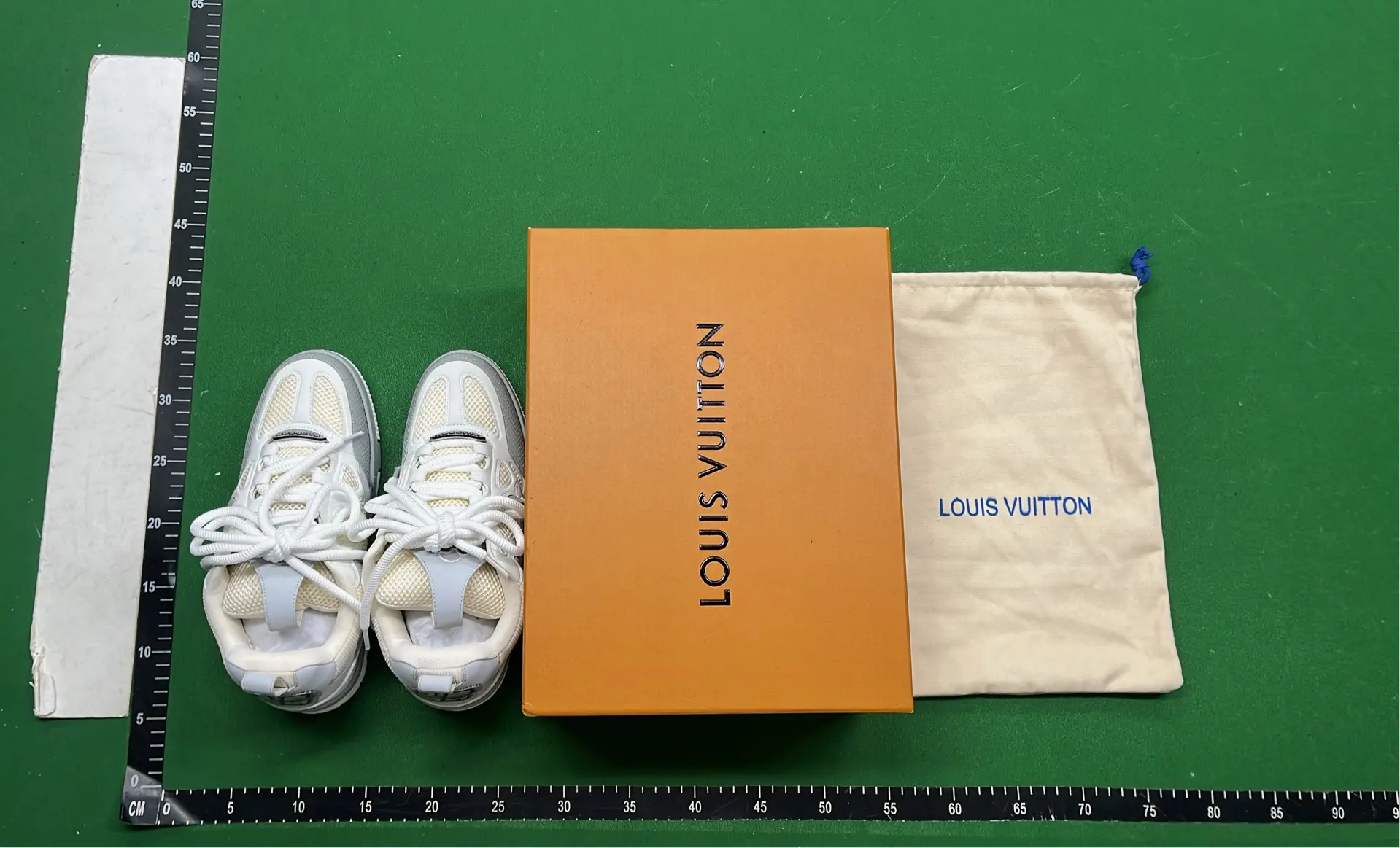 1:1 Batch LOUIS VUITTON shoes-1  in the Best OopBuy Spreadsheet QC photos