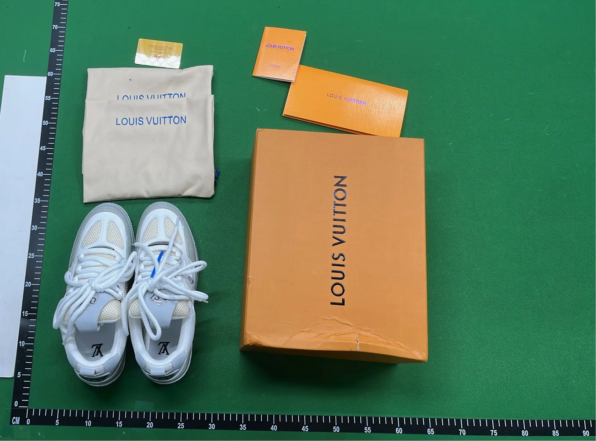 1:1 Batch LOUIS VUITTON shoes-1  in the Best OopBuy Spreadsheet QC photos