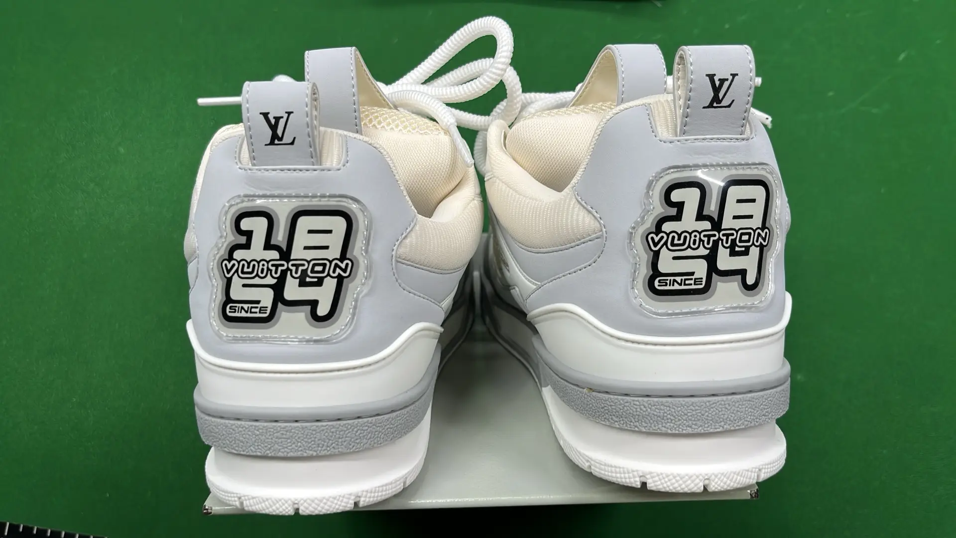 1:1 Batch LOUIS VUITTON shoes-1  in the Best OopBuy Spreadsheet QC photos