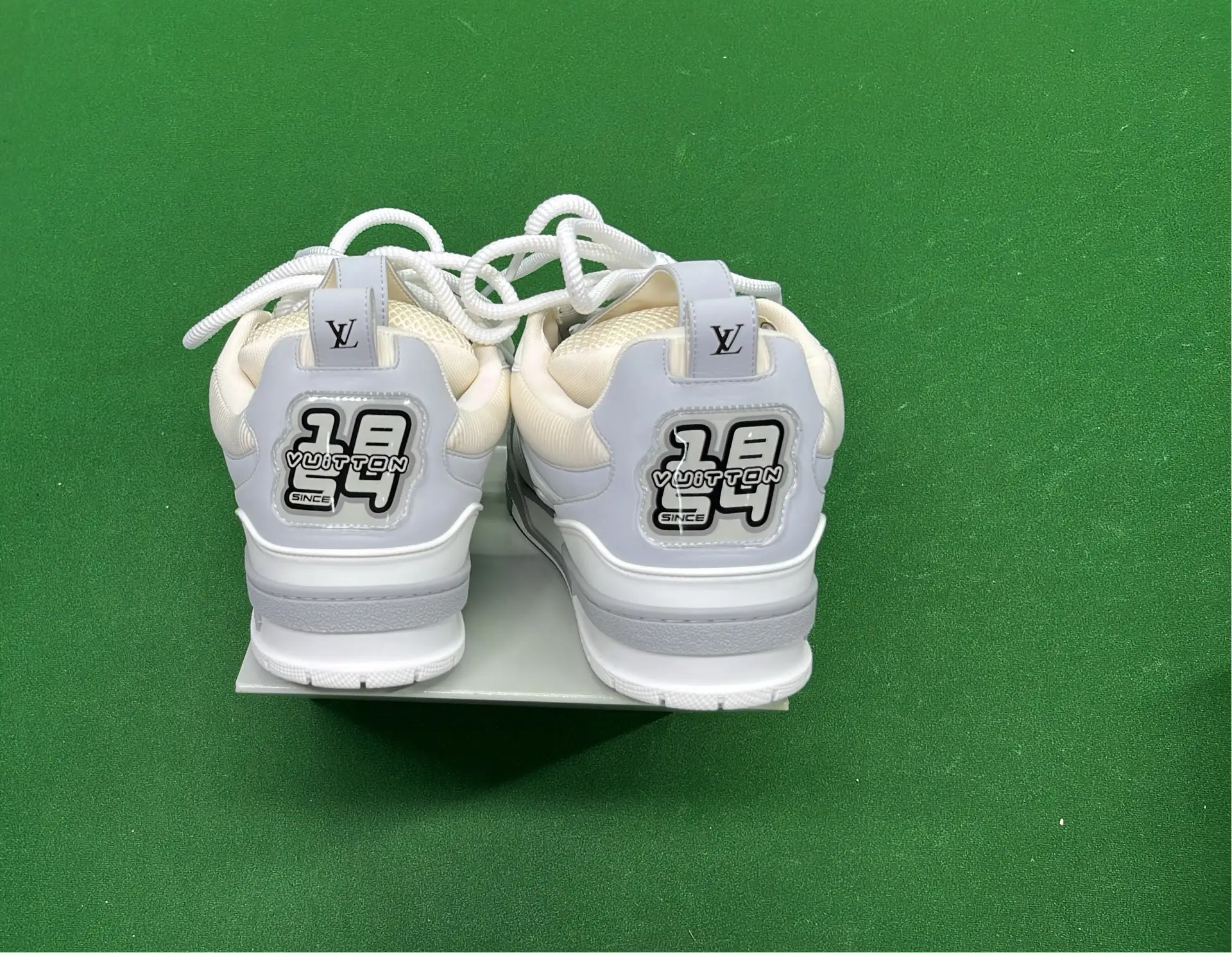 1:1 Batch LOUIS VUITTON shoes-1  in the Best OopBuy Spreadsheet QC photos