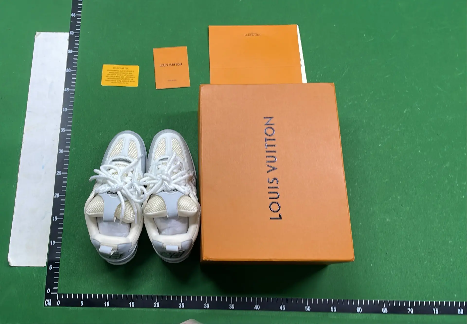 1:1 Batch LOUIS VUITTON shoes-1  in the Best OopBuy Spreadsheet QC photos