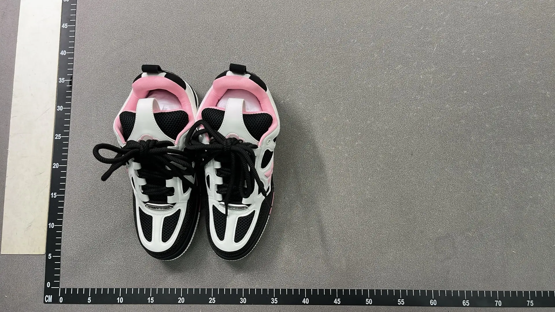 1:1 Batch LOUIS VUITTON shoes-1  in the Best OopBuy Spreadsheet QC photos