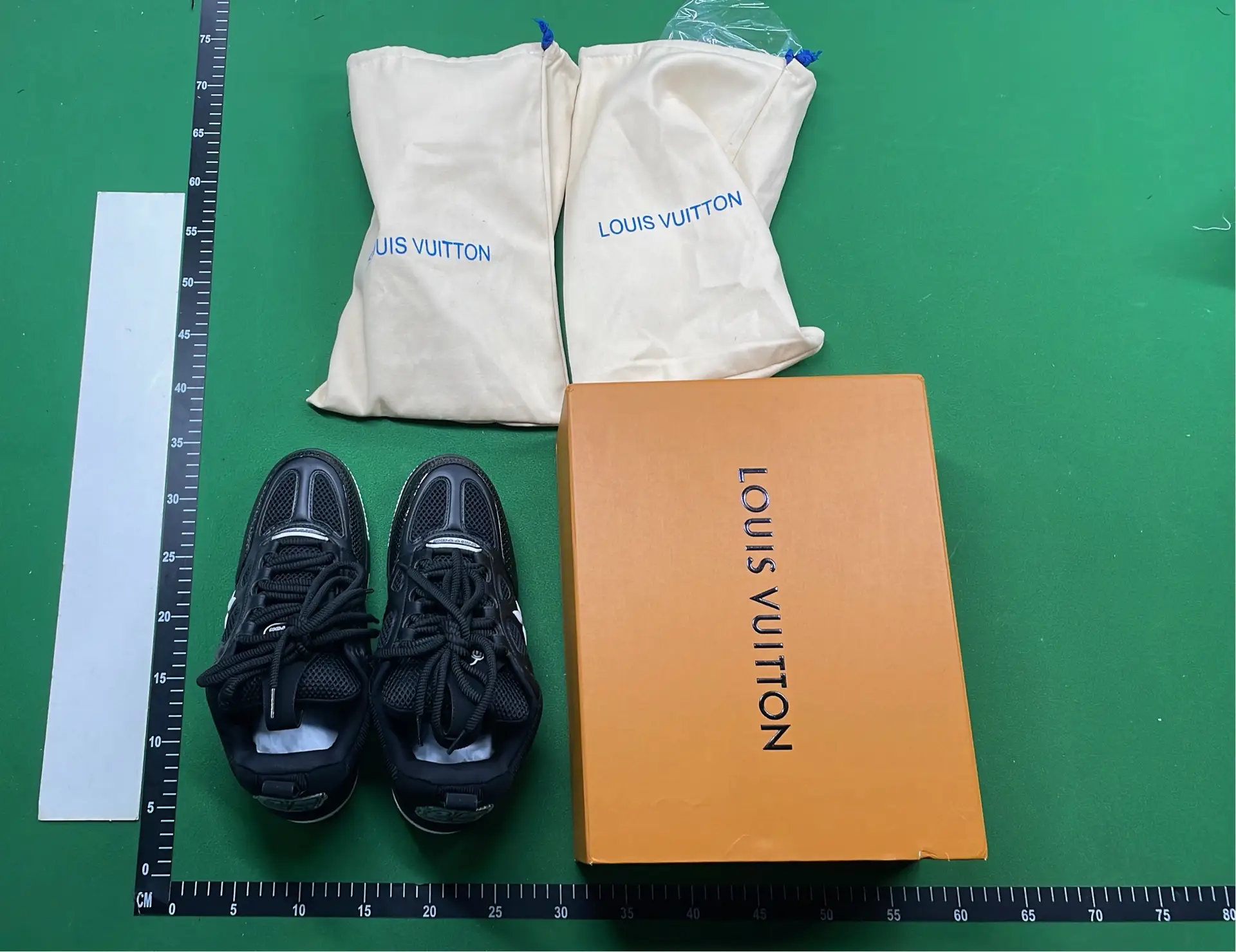 1:1 Batch LOUIS VUITTON shoes-1  in the Best OopBuy Spreadsheet QC photos