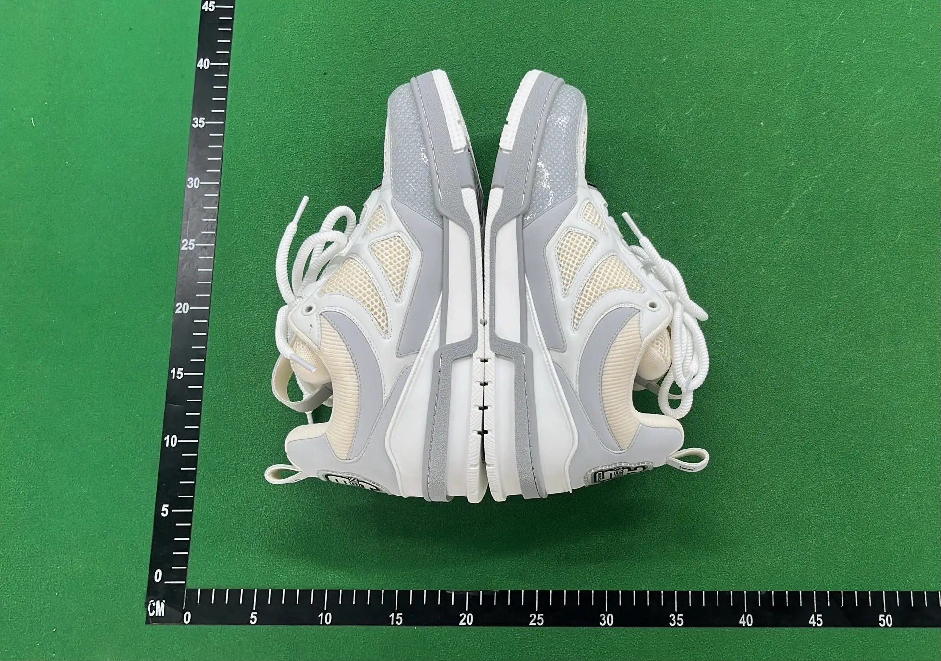 1:1 Batch LOUIS VUITTON shoes-1  in the Best OopBuy Spreadsheet QC photos
