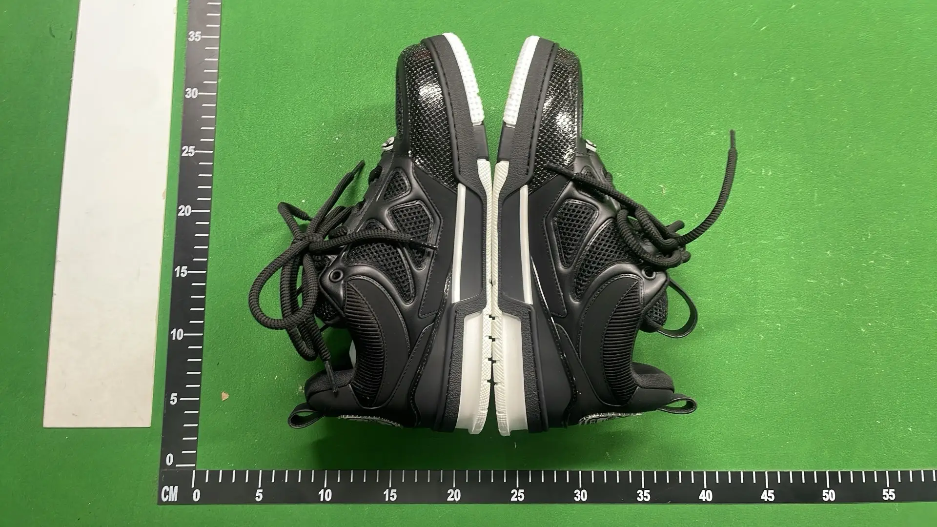 1:1 Batch LOUIS VUITTON shoes-1  in the Best OopBuy Spreadsheet QC photos