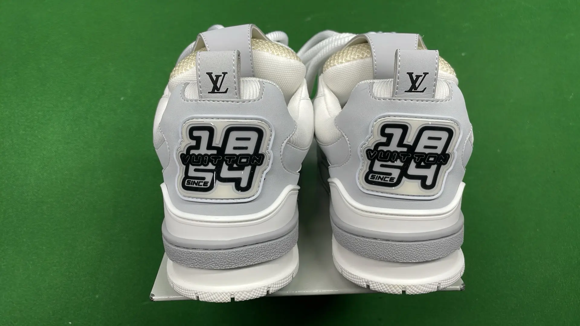 1:1 Batch LOUIS VUITTON shoes-1  in the Best OopBuy Spreadsheet QC photos
