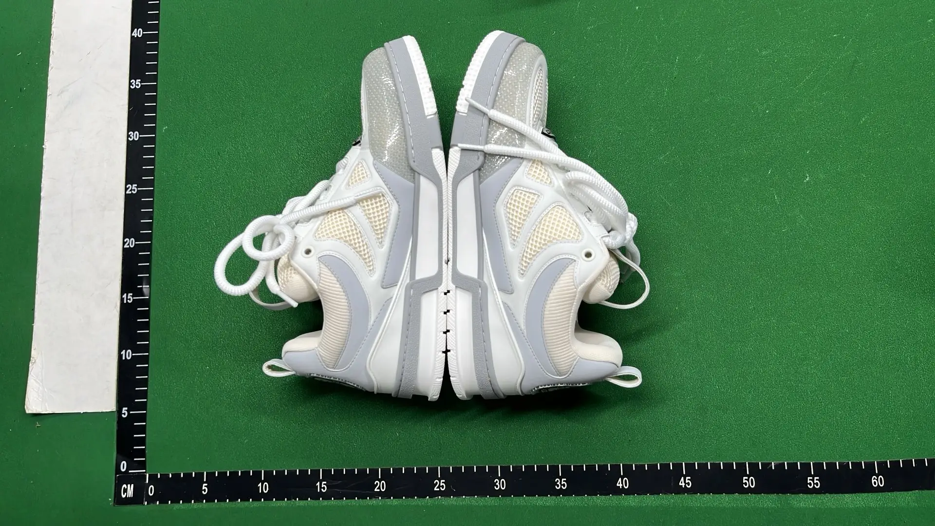 1:1 Batch LOUIS VUITTON shoes-1  in the Best OopBuy Spreadsheet QC photos
