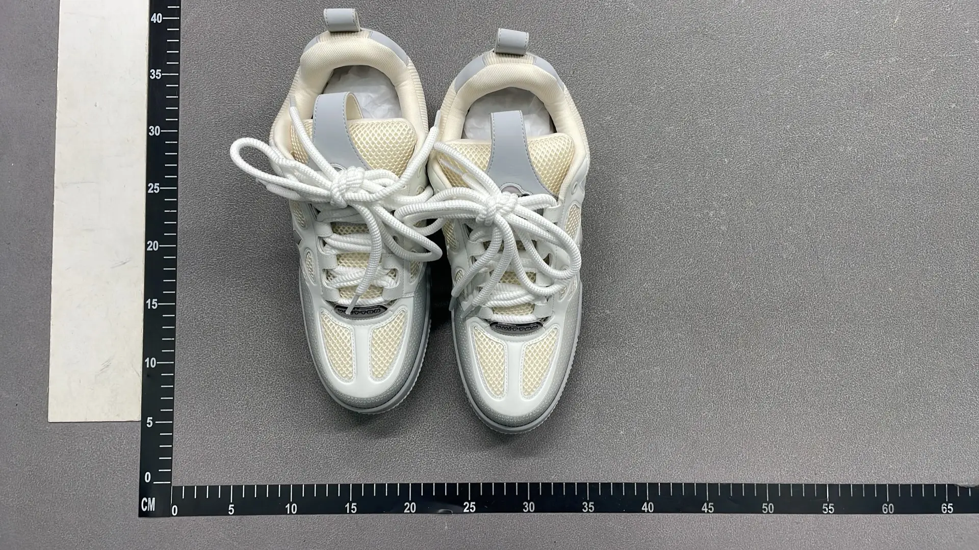 1:1 Batch LOUIS VUITTON shoes-1  in the Best OopBuy Spreadsheet QC photos