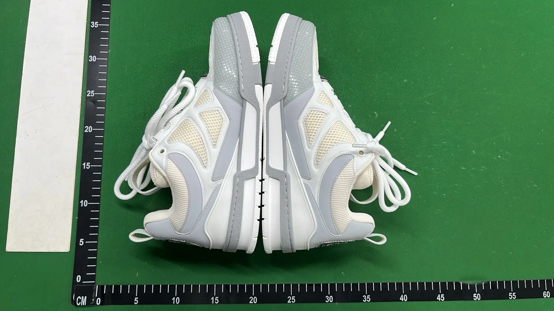 1:1 Batch LOUIS VUITTON shoes-1  in the Best OopBuy Spreadsheet QC photos