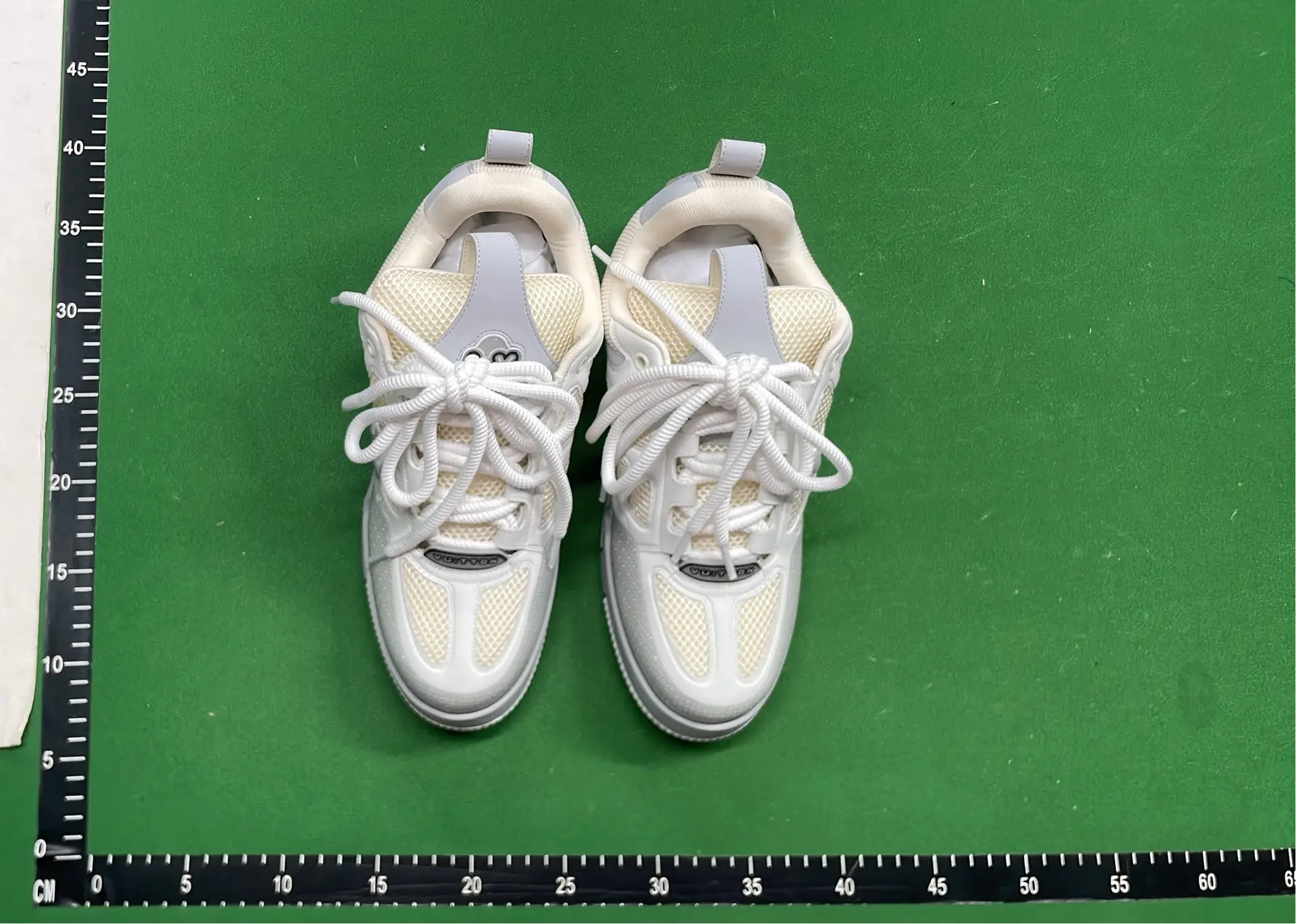 1:1 Batch LOUIS VUITTON shoes-1  in the Best OopBuy Spreadsheet QC photos