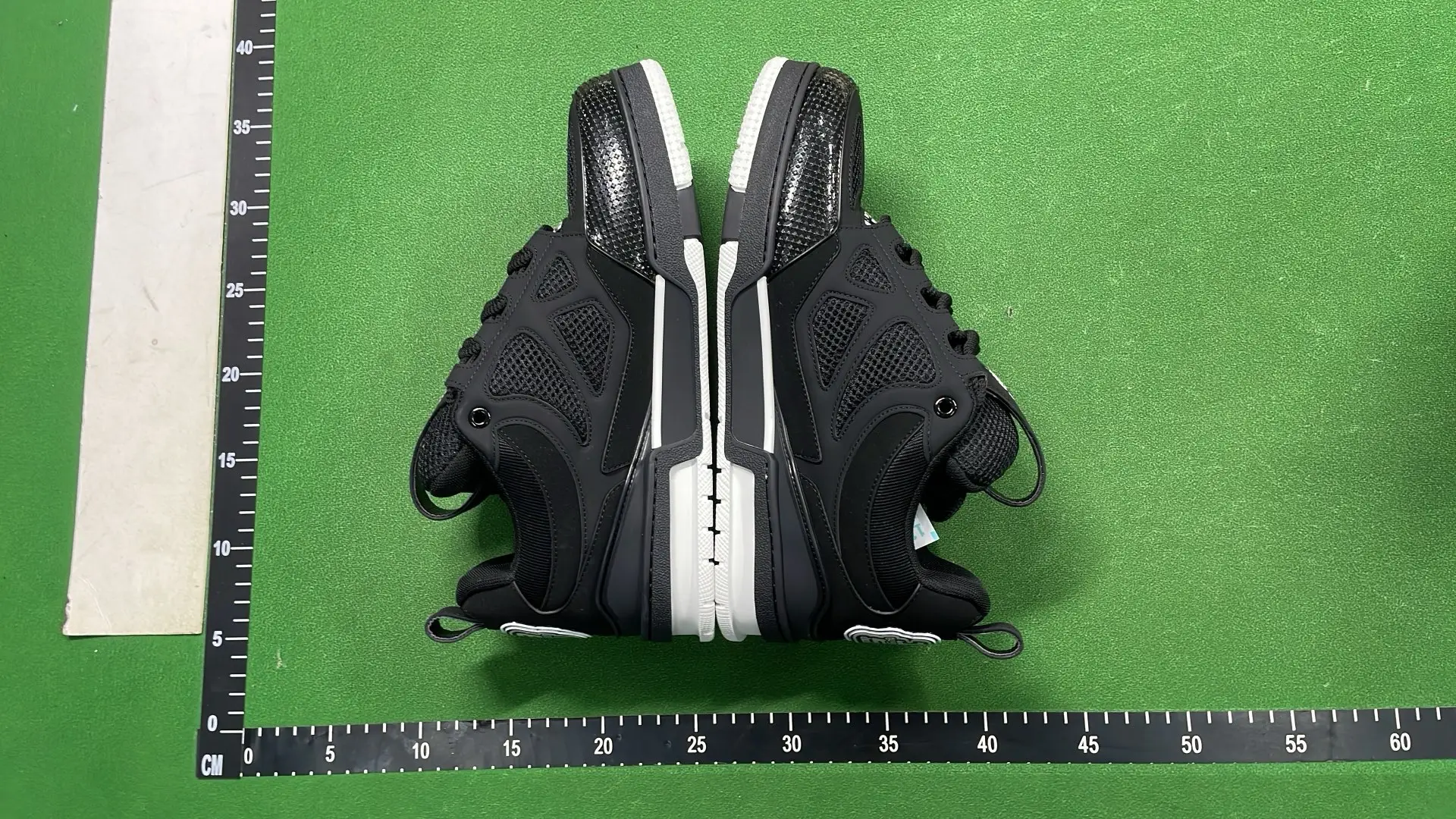 1:1 Batch LOUIS VUITTON shoes-1  in the Best OopBuy Spreadsheet QC photos