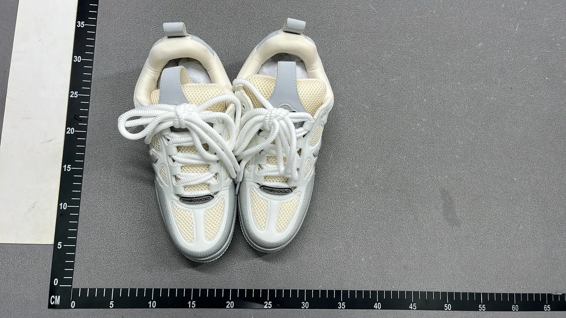 1:1 Batch LOUIS VUITTON shoes-1  in the Best OopBuy Spreadsheet QC photos