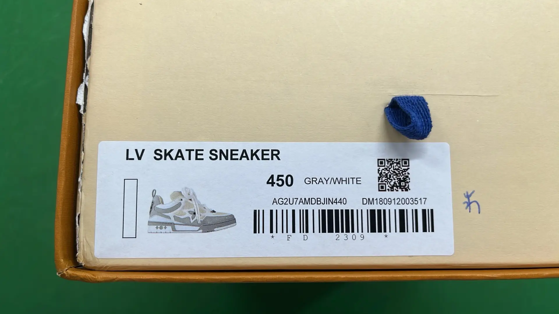 1:1 Batch LOUIS VUITTON shoes-1  in the Best OopBuy Spreadsheet QC photos