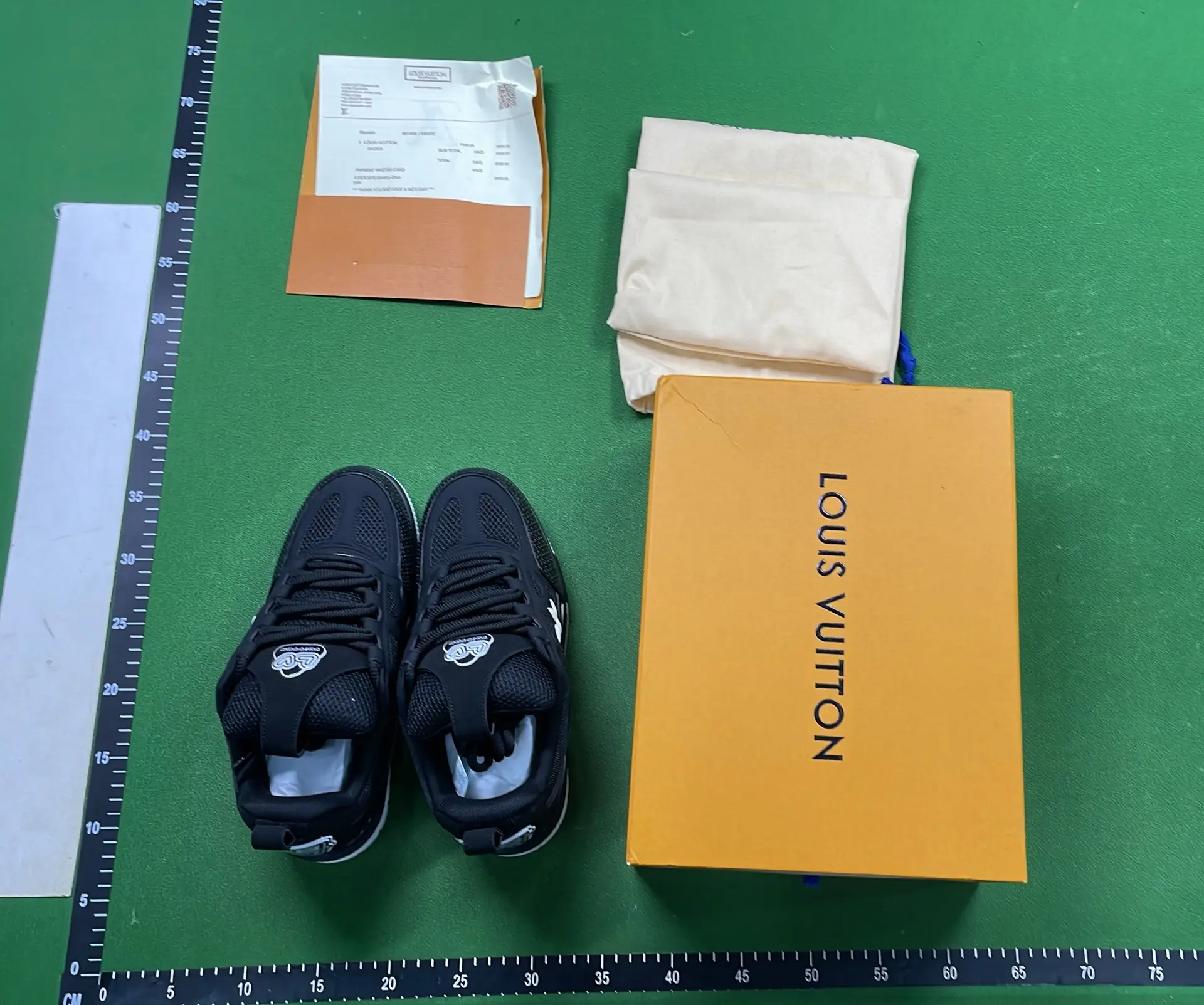 1:1 Batch LOUIS VUITTON shoes-1  in the Best OopBuy Spreadsheet QC photos