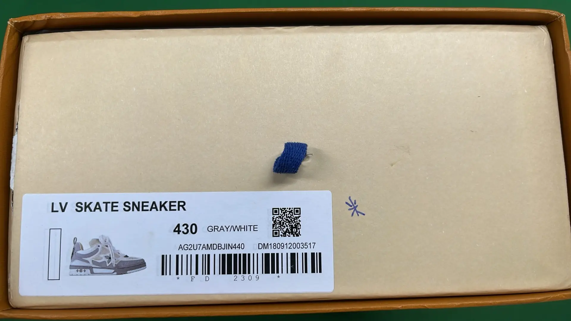 1:1 Batch LOUIS VUITTON shoes-1  in the Best OopBuy Spreadsheet QC photos