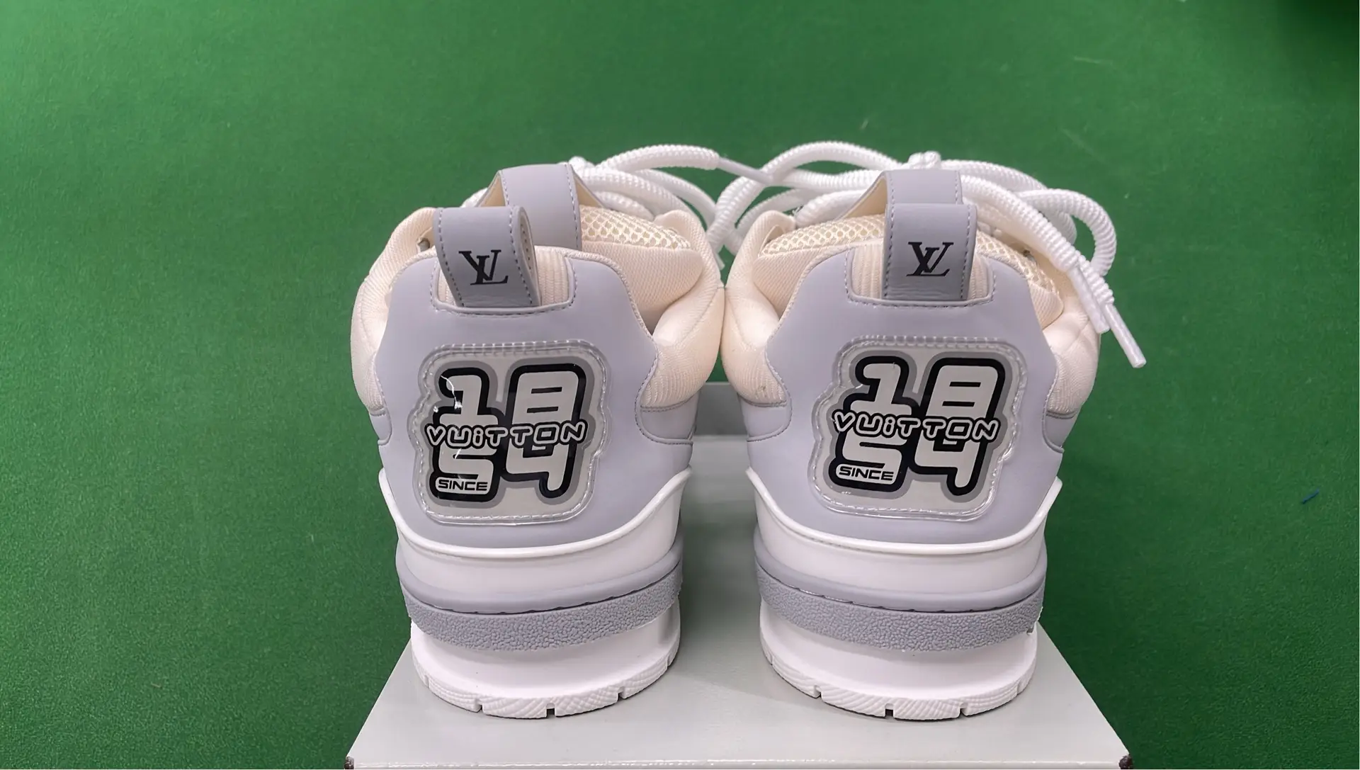 1:1 Batch LOUIS VUITTON shoes-1  in the Best OopBuy Spreadsheet QC photos