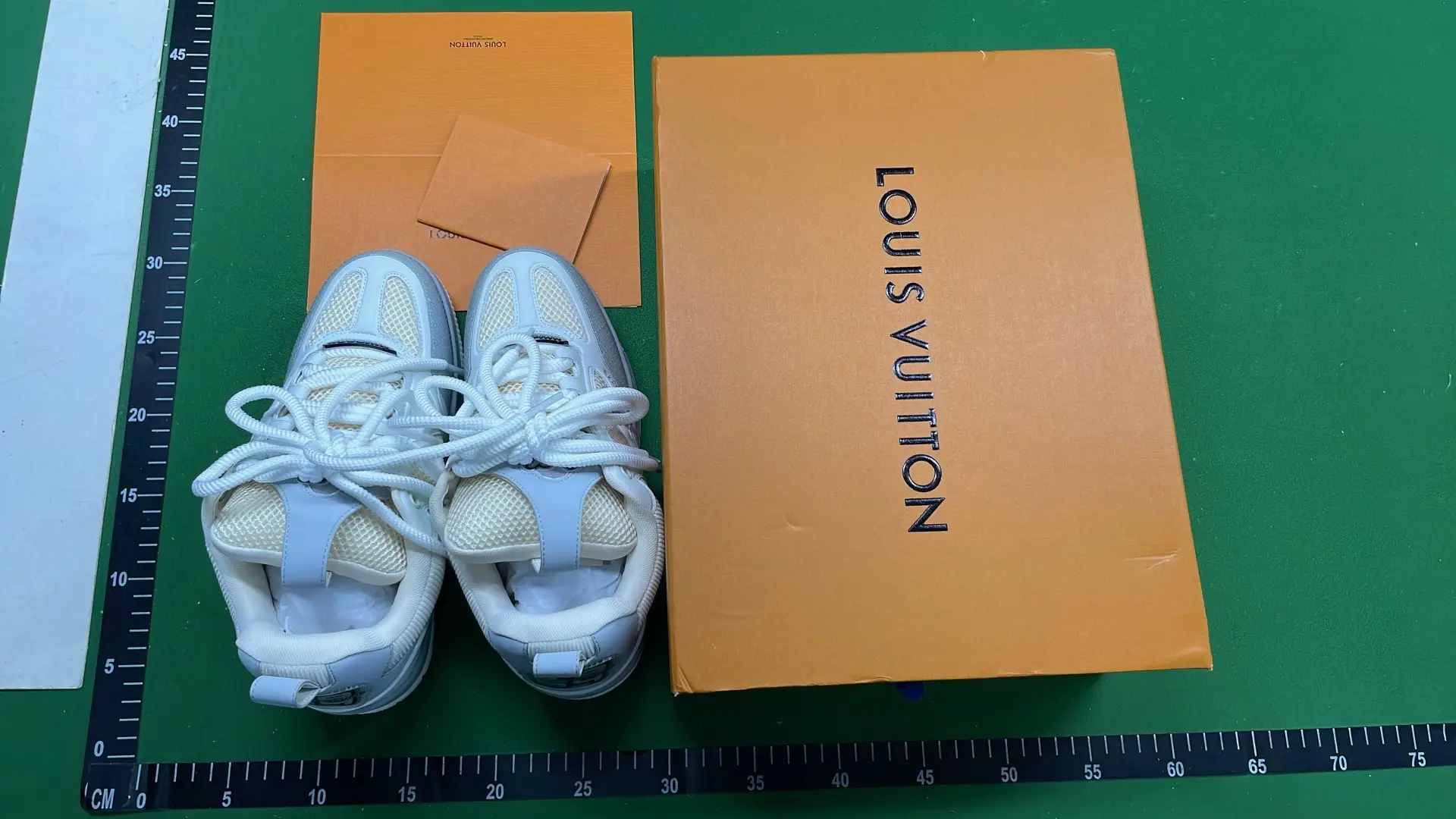 1:1 Batch LOUIS VUITTON shoes-1  in the Best OopBuy Spreadsheet QC photos