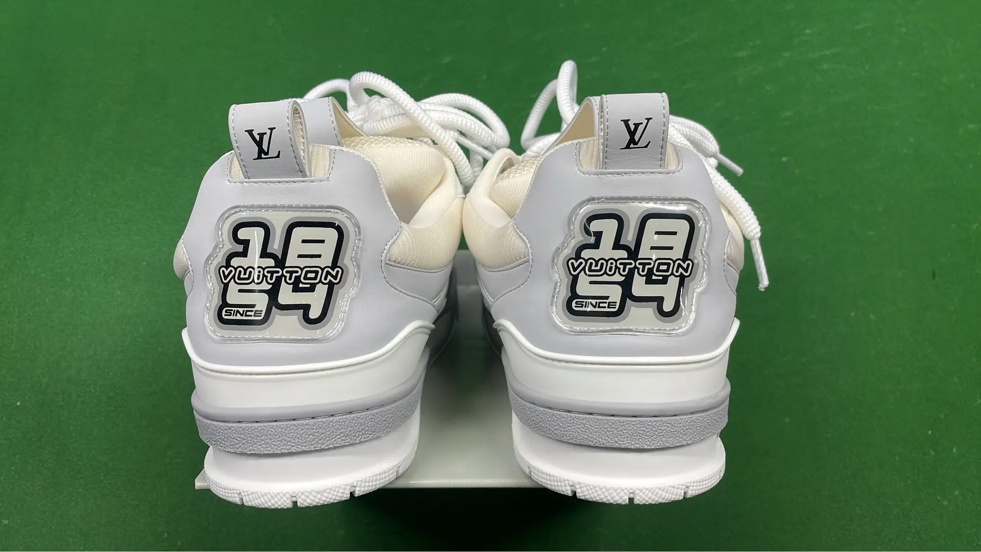 1:1 Batch LOUIS VUITTON shoes-1  in the Best OopBuy Spreadsheet QC photos