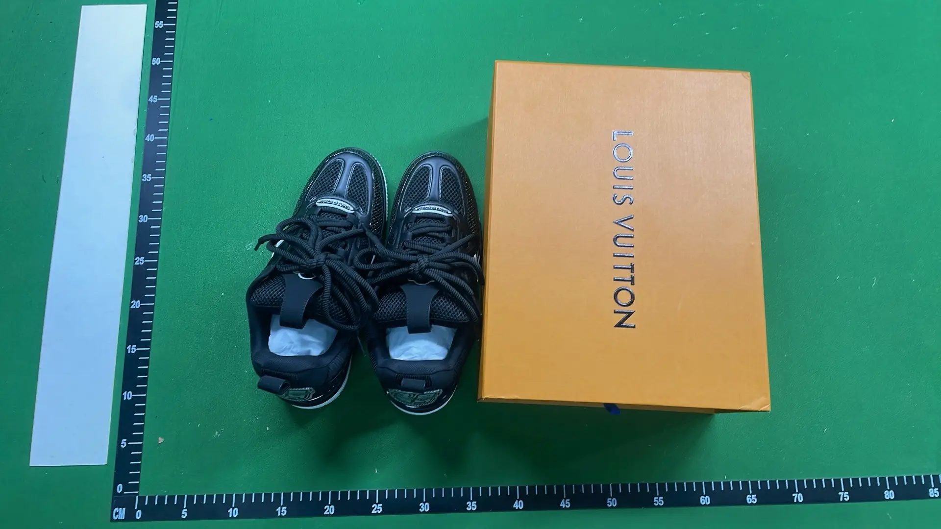 1:1 Batch LOUIS VUITTON shoes-1  in the Best OopBuy Spreadsheet QC photos