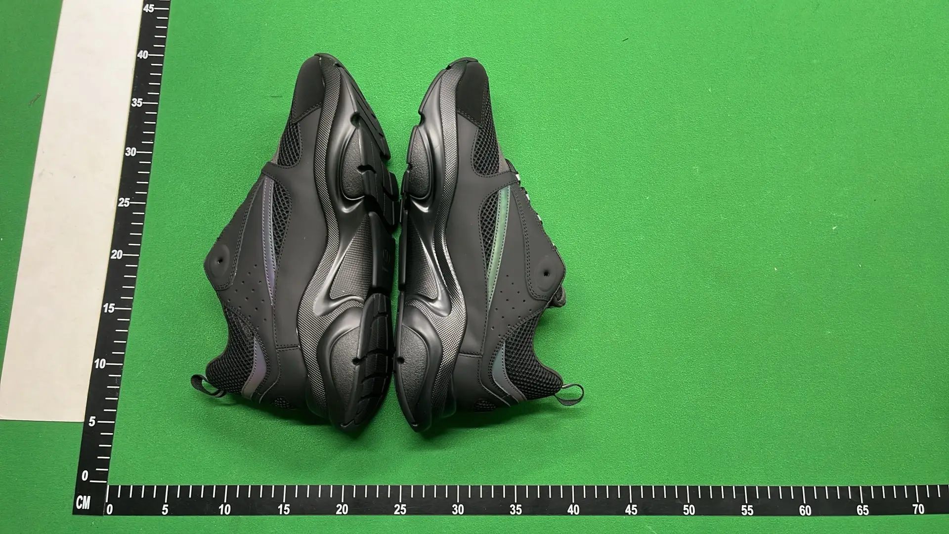 1:1 Batch DIOR B22 Shoes-1  in the Best OopBuy Spreadsheet QC photos
