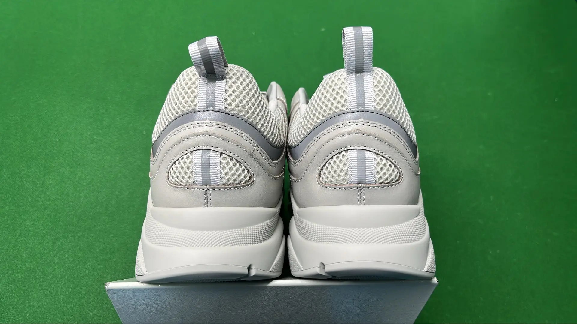 1:1 Batch DIOR B22 Shoes-1  in the Best OopBuy Spreadsheet QC photos