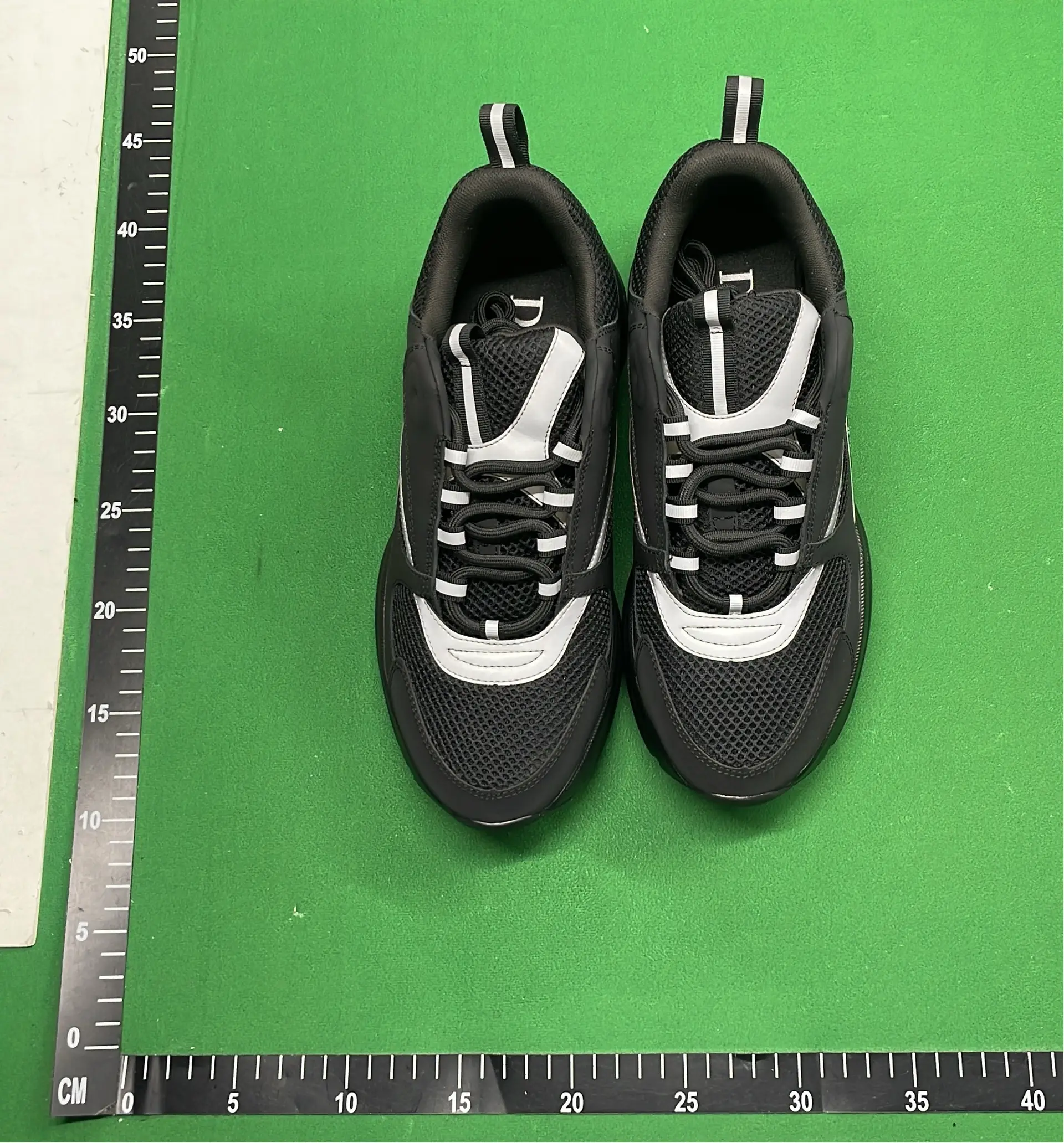 1:1 Batch DIOR B22 Shoes-1  in the Best OopBuy Spreadsheet QC photos