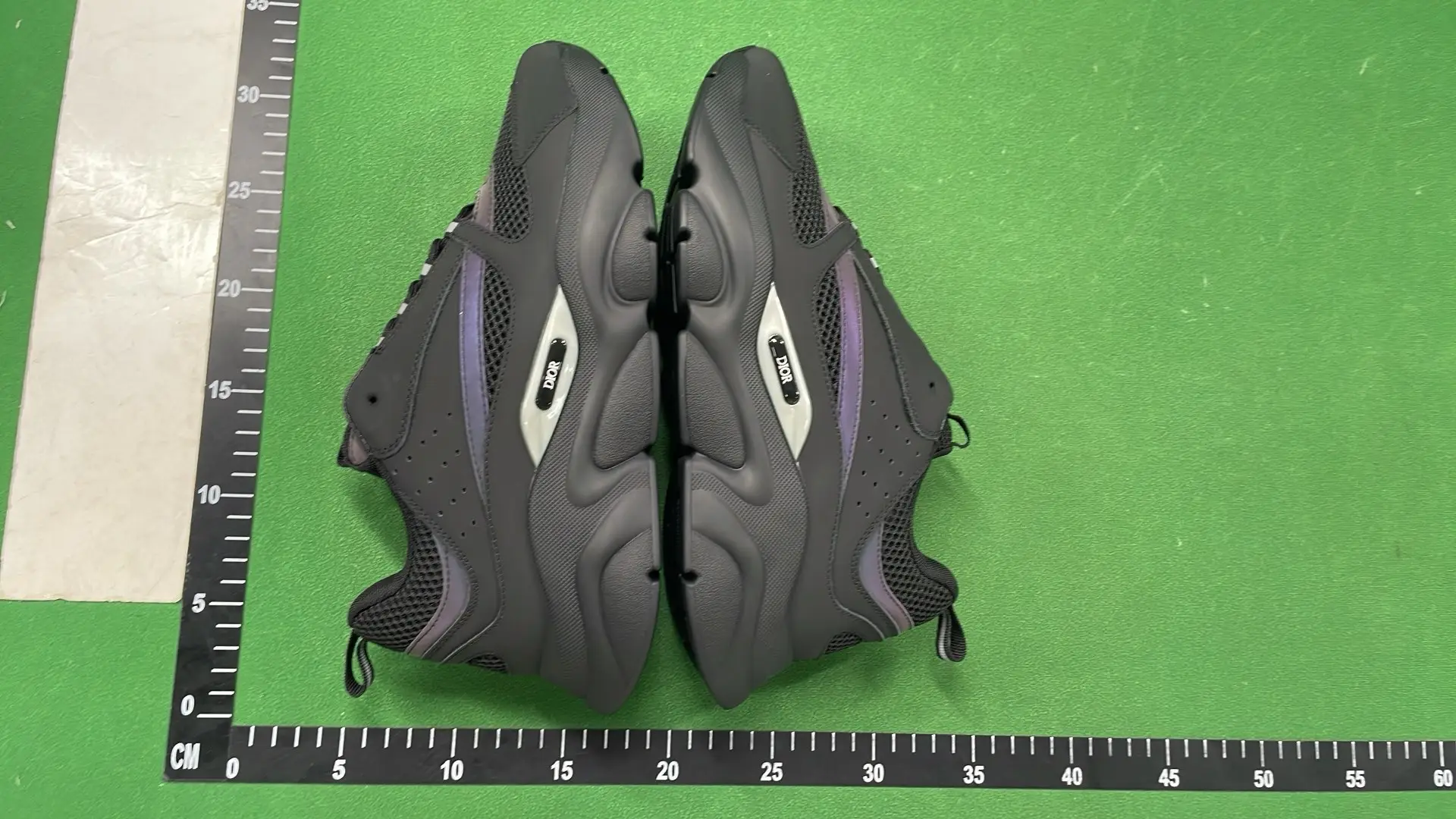 1:1 Batch DIOR B22 Shoes-1  in the Best OopBuy Spreadsheet QC photos