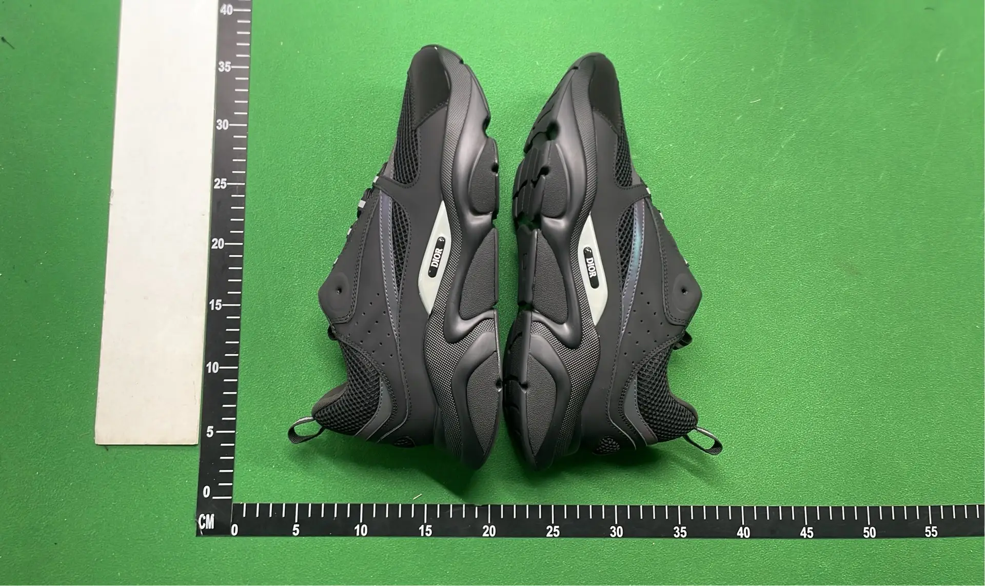 1:1 Batch DIOR B22 Shoes-1  in the Best OopBuy Spreadsheet QC photos