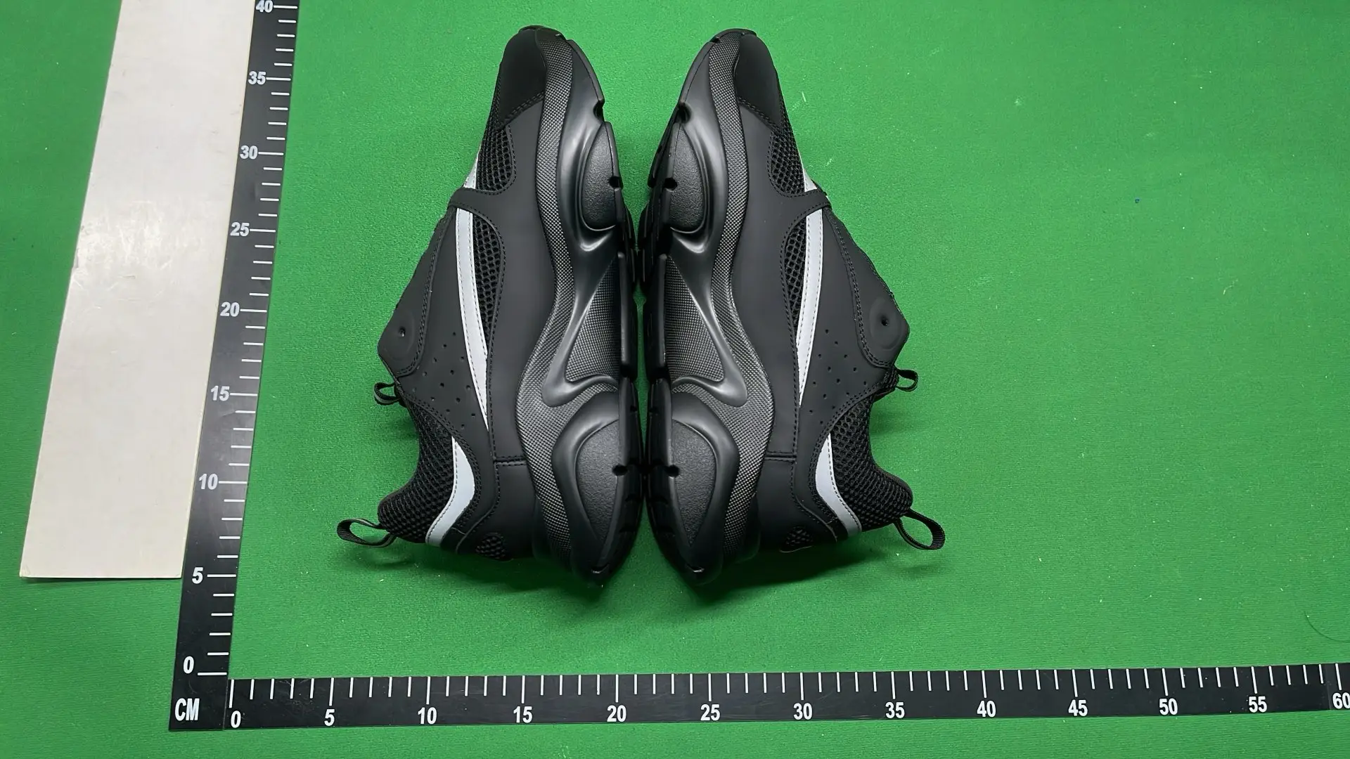 1:1 Batch DIOR B22 Shoes-1  in the Best OopBuy Spreadsheet QC photos