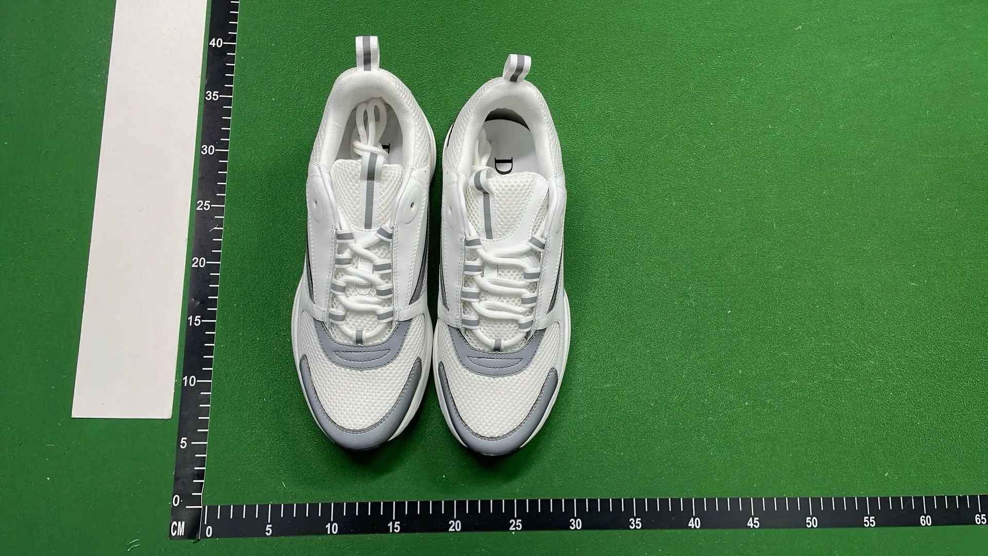1:1 Batch DIOR B22 Shoes-1  in the Best OopBuy Spreadsheet QC photos