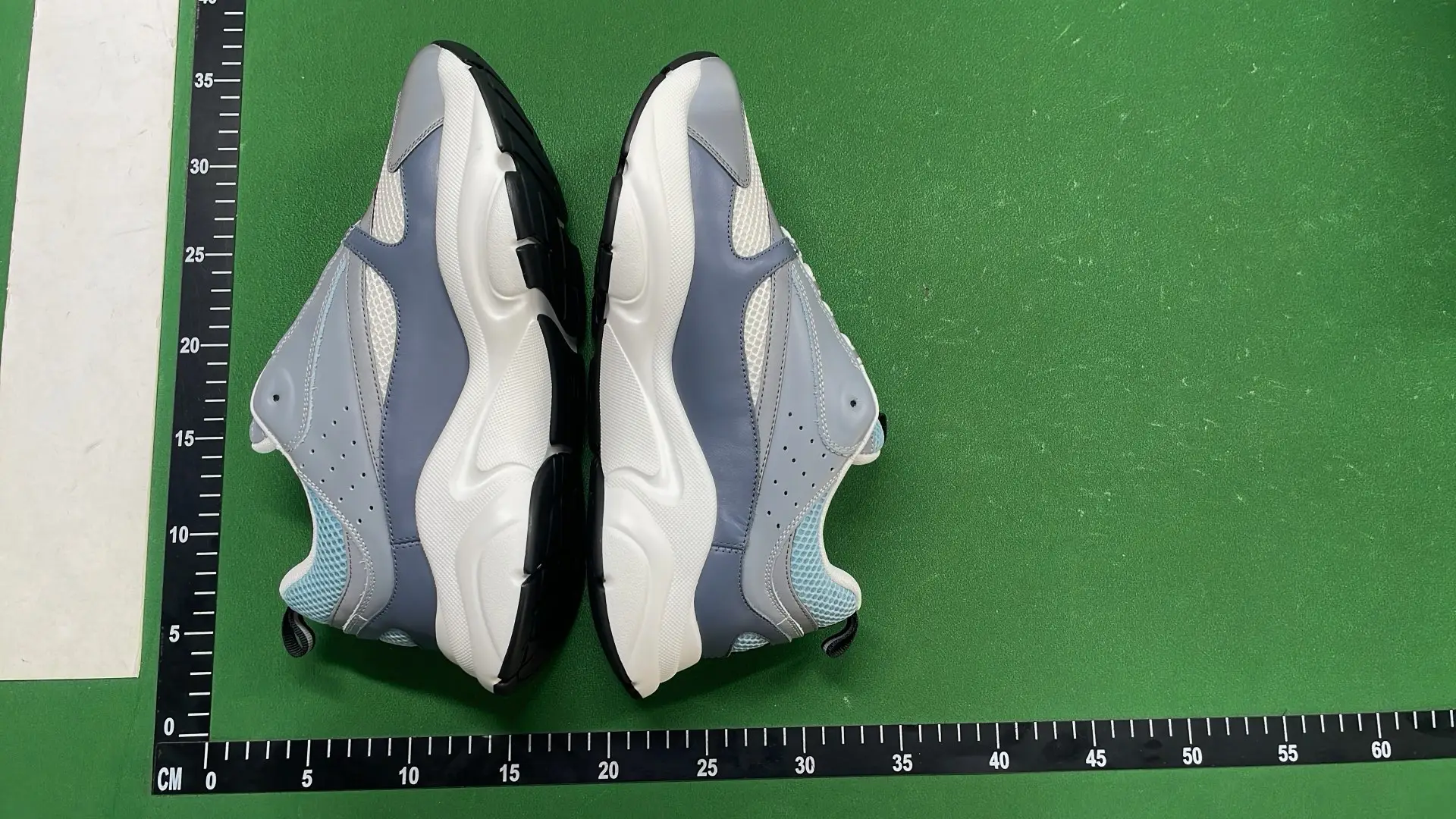 1:1 Batch DIOR B22 Shoes-1  in the Best OopBuy Spreadsheet QC photos