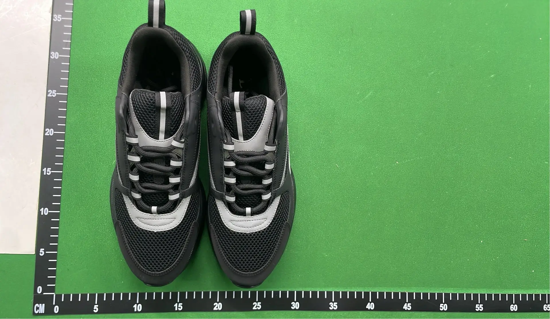 1:1 Batch DIOR B22 Shoes-1  in the Best OopBuy Spreadsheet QC photos