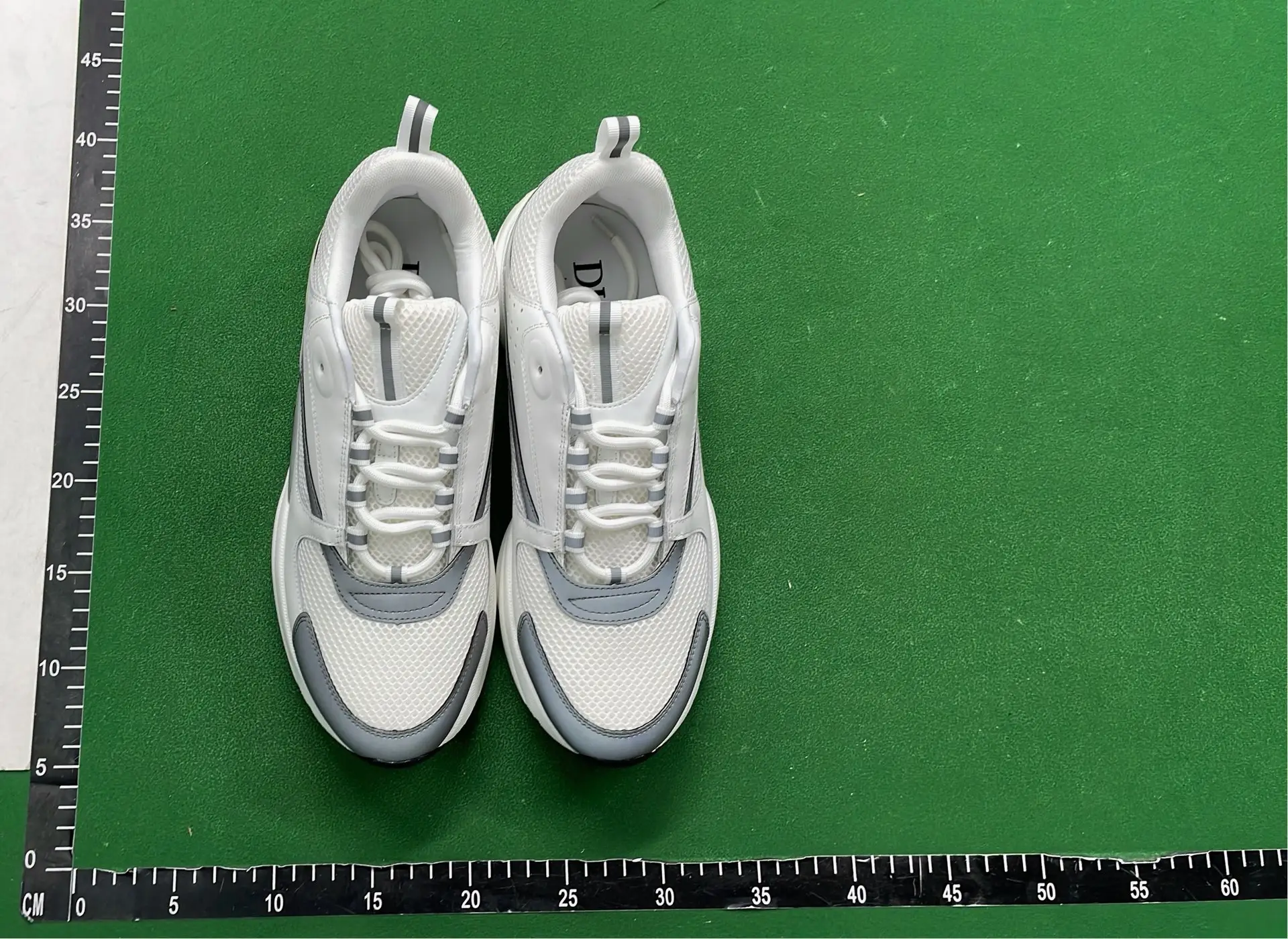 1:1 Batch DIOR B22 Shoes-1  in the Best OopBuy Spreadsheet QC photos