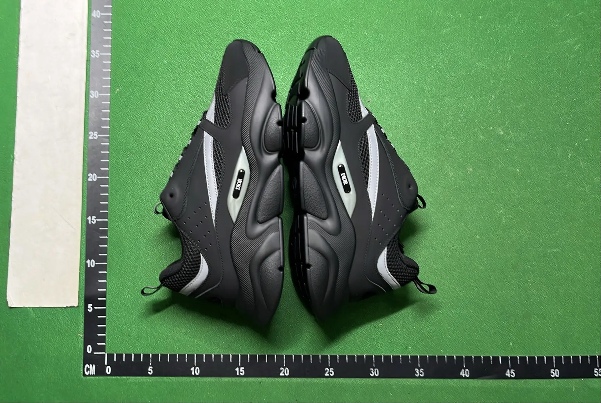 1:1 Batch DIOR B22 Shoes-1  in the Best OopBuy Spreadsheet QC photos