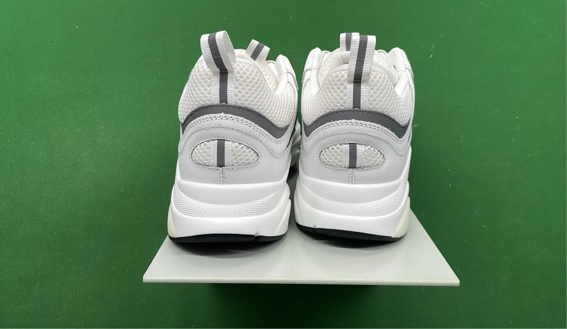 1:1 Batch DIOR B22 Shoes-1  in the Best OopBuy Spreadsheet QC photos