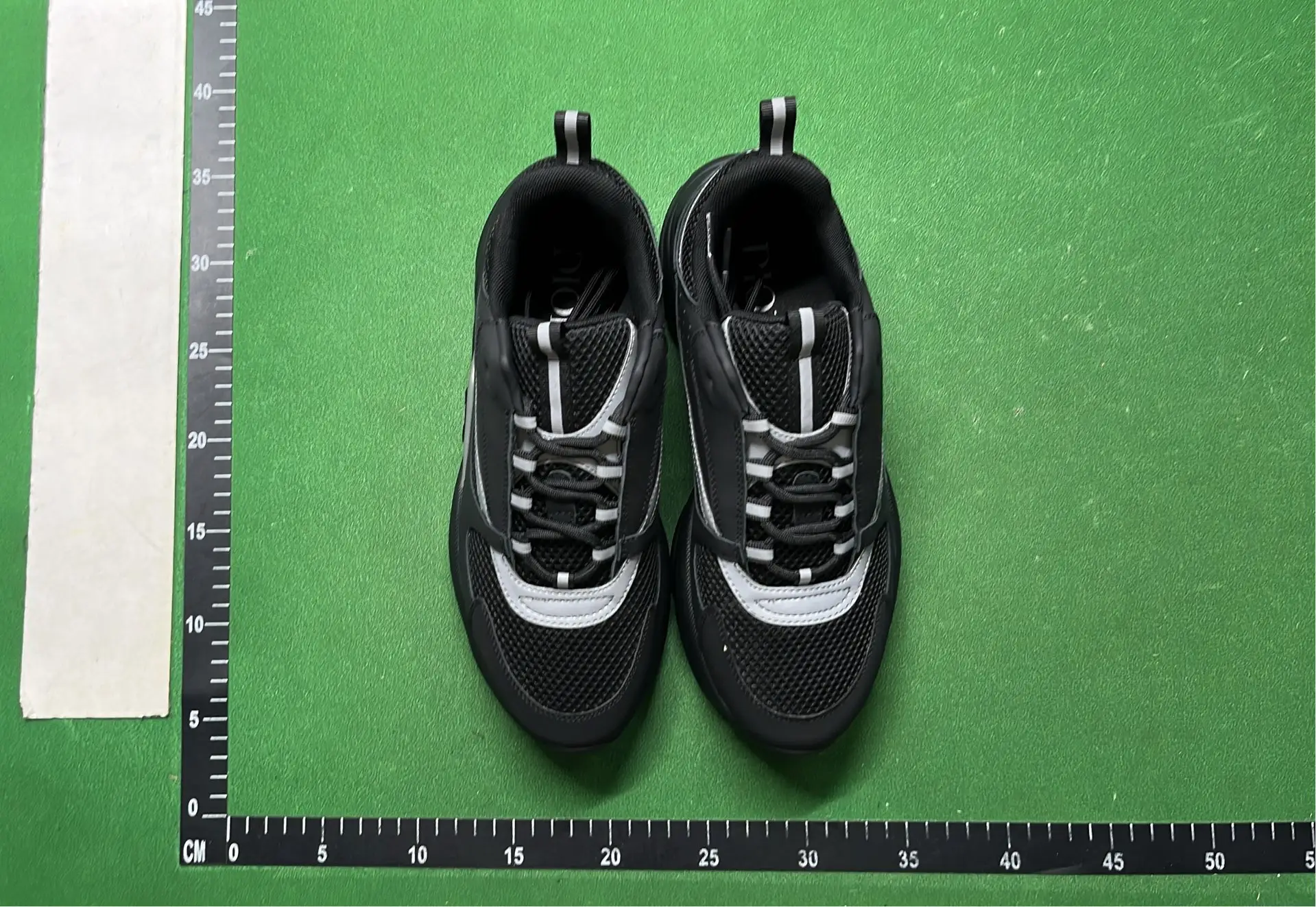 1:1 Batch DIOR B22 Shoes-1  in the Best OopBuy Spreadsheet QC photos