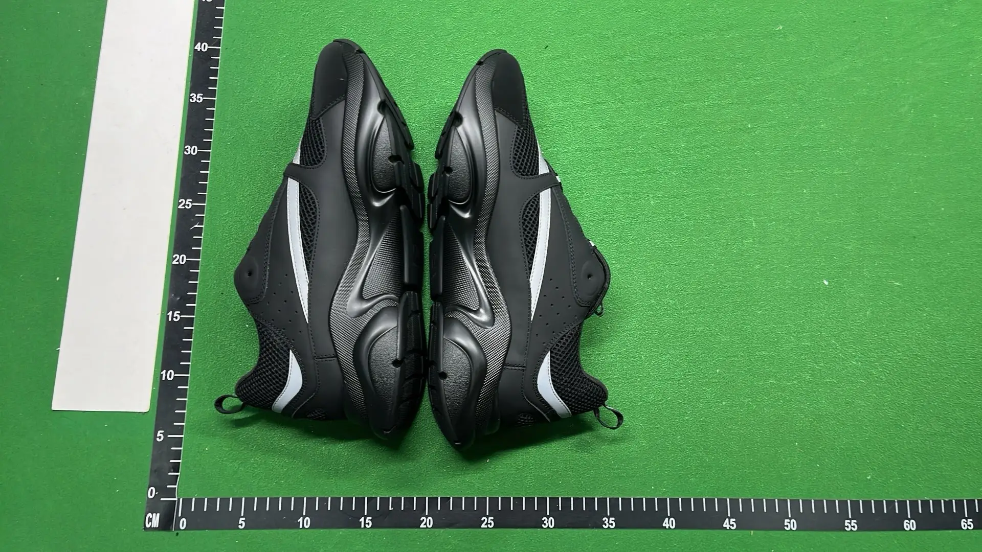 1:1 Batch DIOR B22 Shoes-1  in the Best OopBuy Spreadsheet QC photos