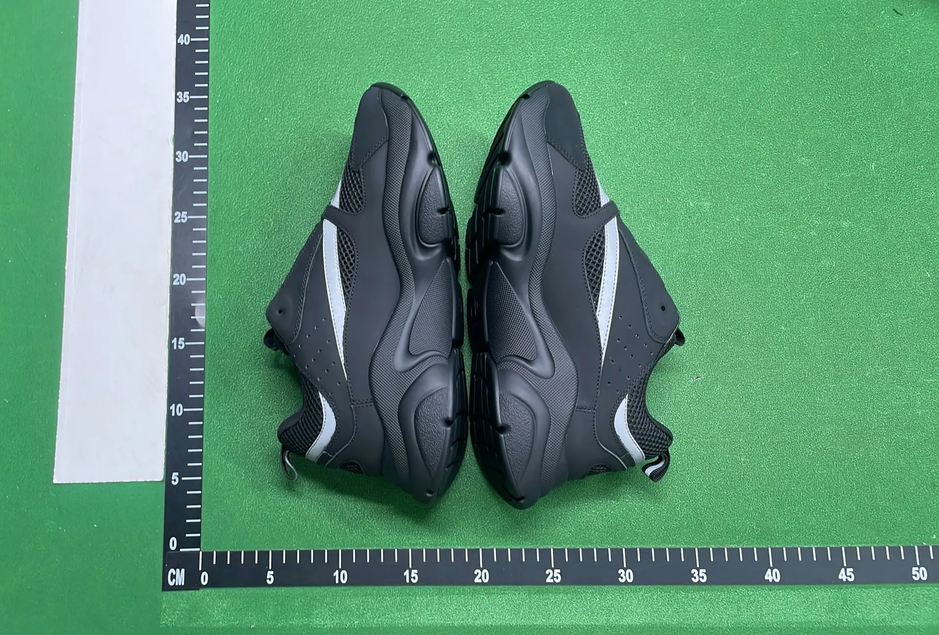 1:1 Batch DIOR B22 Shoes-1  in the Best OopBuy Spreadsheet QC photos