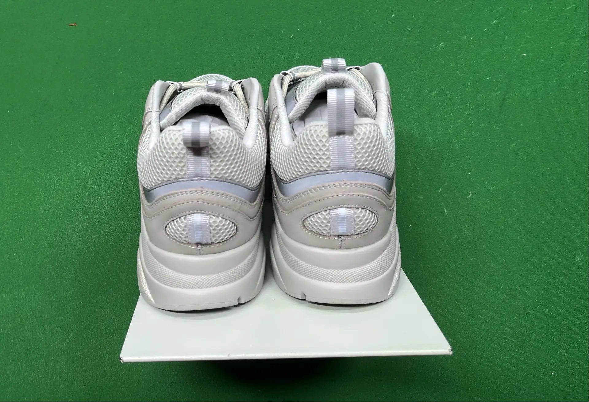 1:1 Batch DIOR B22 Shoes-1  in the Best OopBuy Spreadsheet QC photos