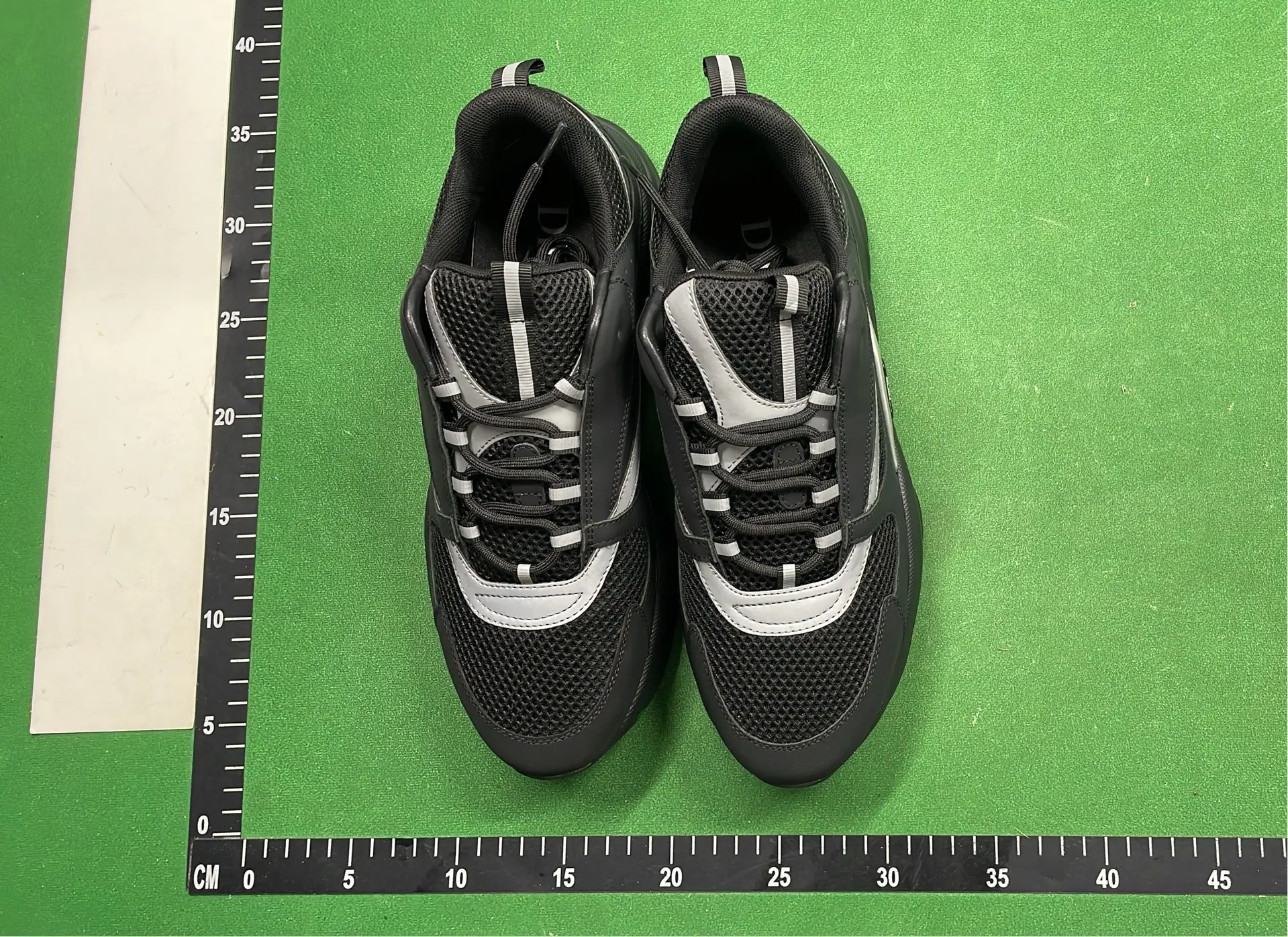 1:1 Batch DIOR B22 Shoes-1  in the Best OopBuy Spreadsheet QC photos