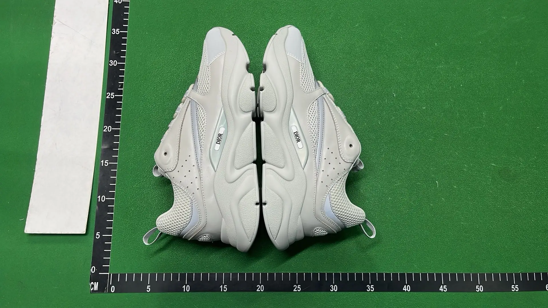 1:1 Batch DIOR B22 Shoes-1  in the Best OopBuy Spreadsheet QC photos
