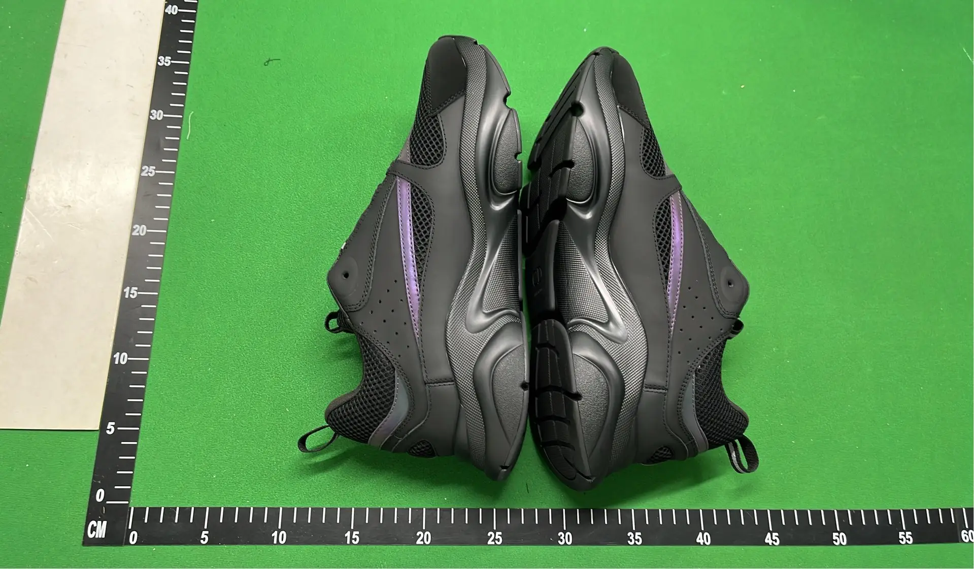 1:1 Batch DIOR B22 Shoes-1  in the Best OopBuy Spreadsheet QC photos