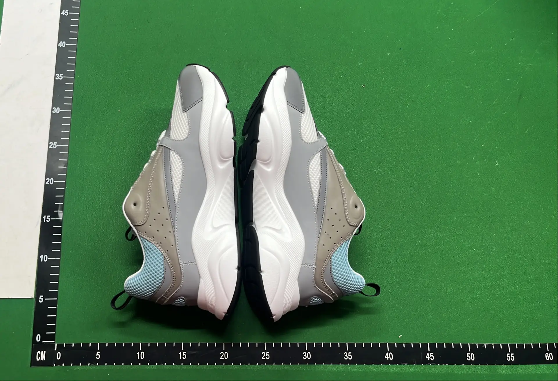 1:1 Batch DIOR B22 Shoes-1  in the Best OopBuy Spreadsheet QC photos