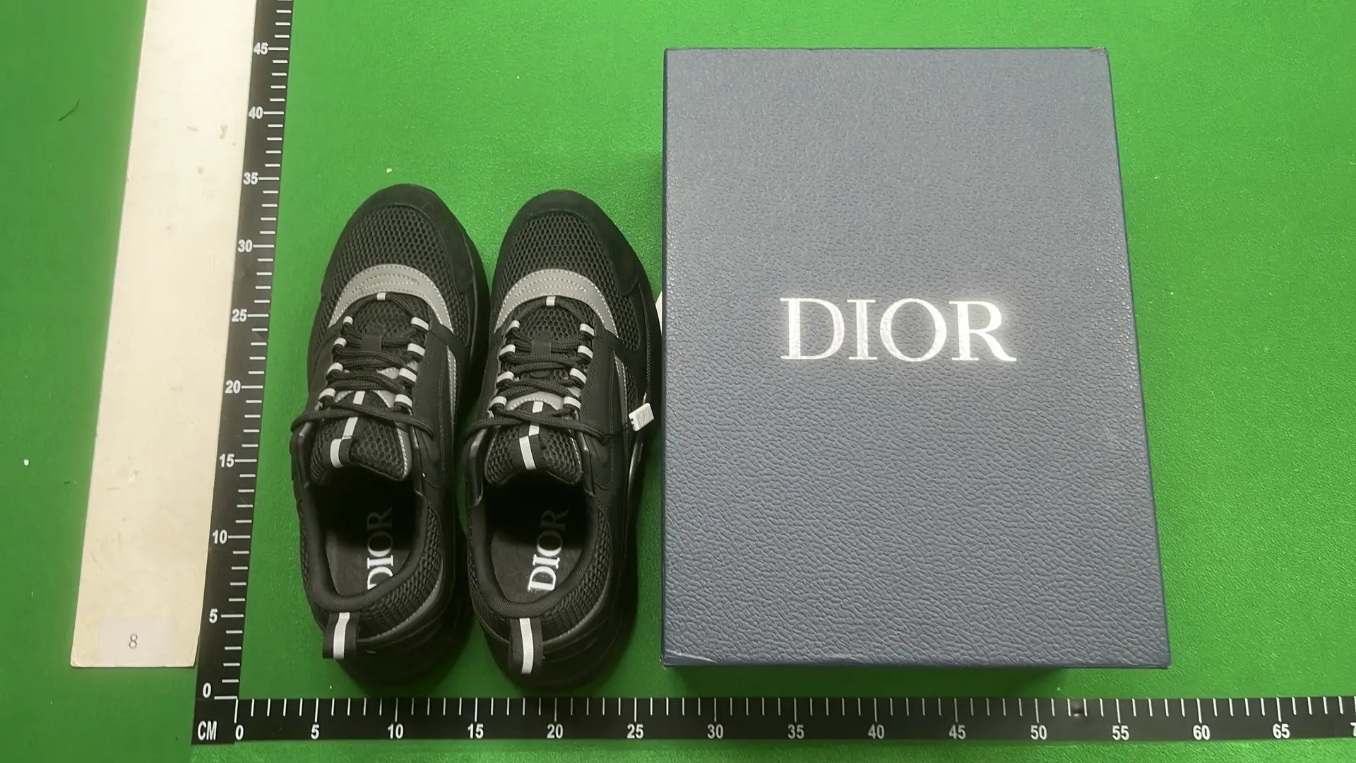 1:1 Batch DIOR B22 Shoes-1  in the Best OopBuy Spreadsheet QC photos